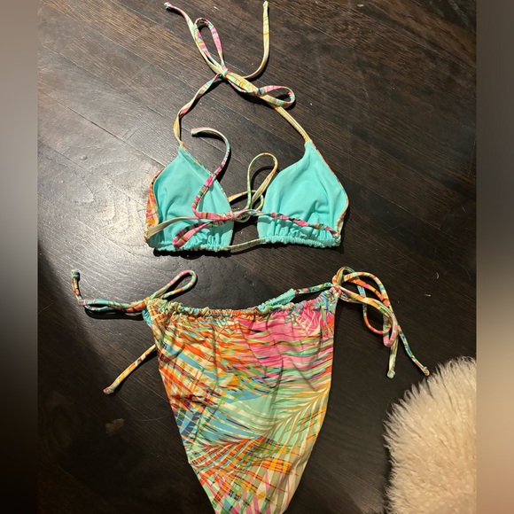Reversible Patterned Bikini - Picture 2 of 3